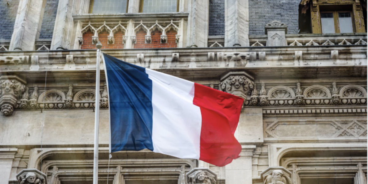 Entre secteurs public et privé, une porosité « structurelle » et une « menace démocratique »